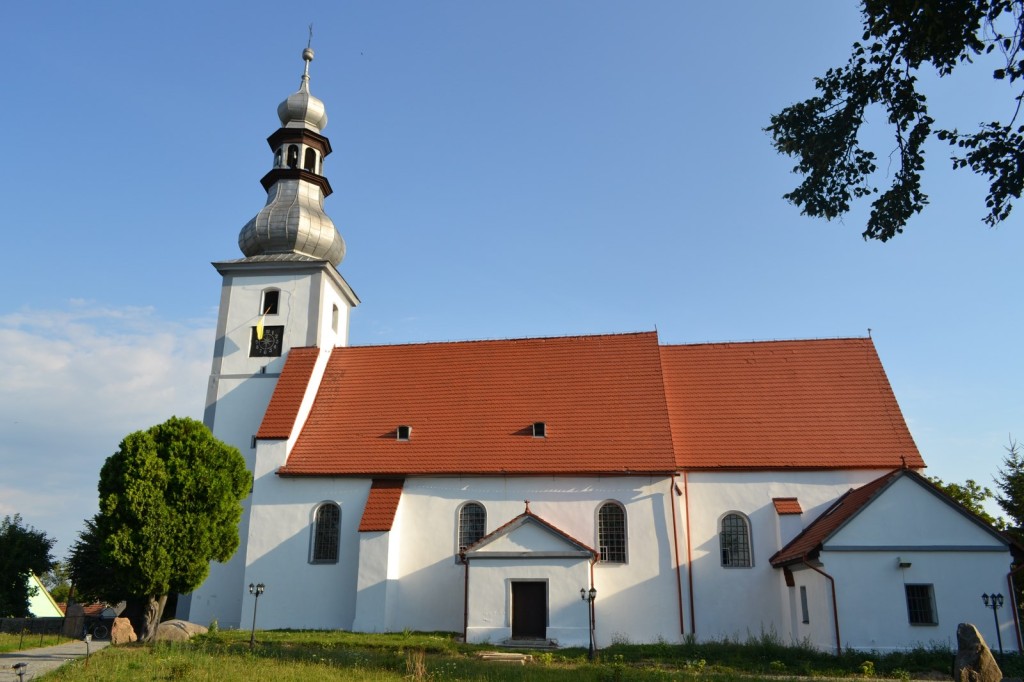 Parafia Brożec kościół parafialny św. Jakuba