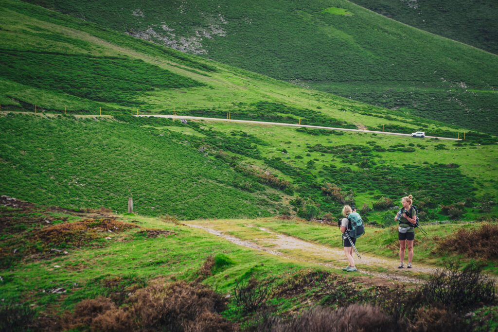 Camino Primitivo - ETAP szpitali i pielgrzymi z Polski