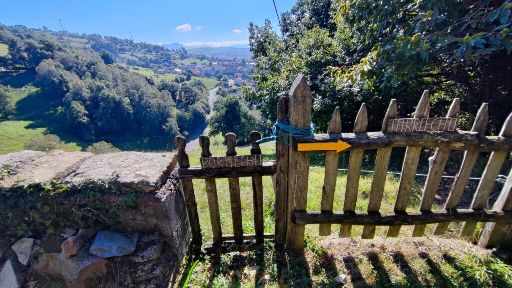 Etap 3 Camino Primitivo Salas - Tineo - Campiello - w dole Tineo